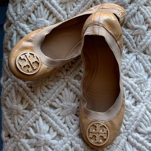 EUC Nude Caroline Tory Burch Flats - Sz6.5
